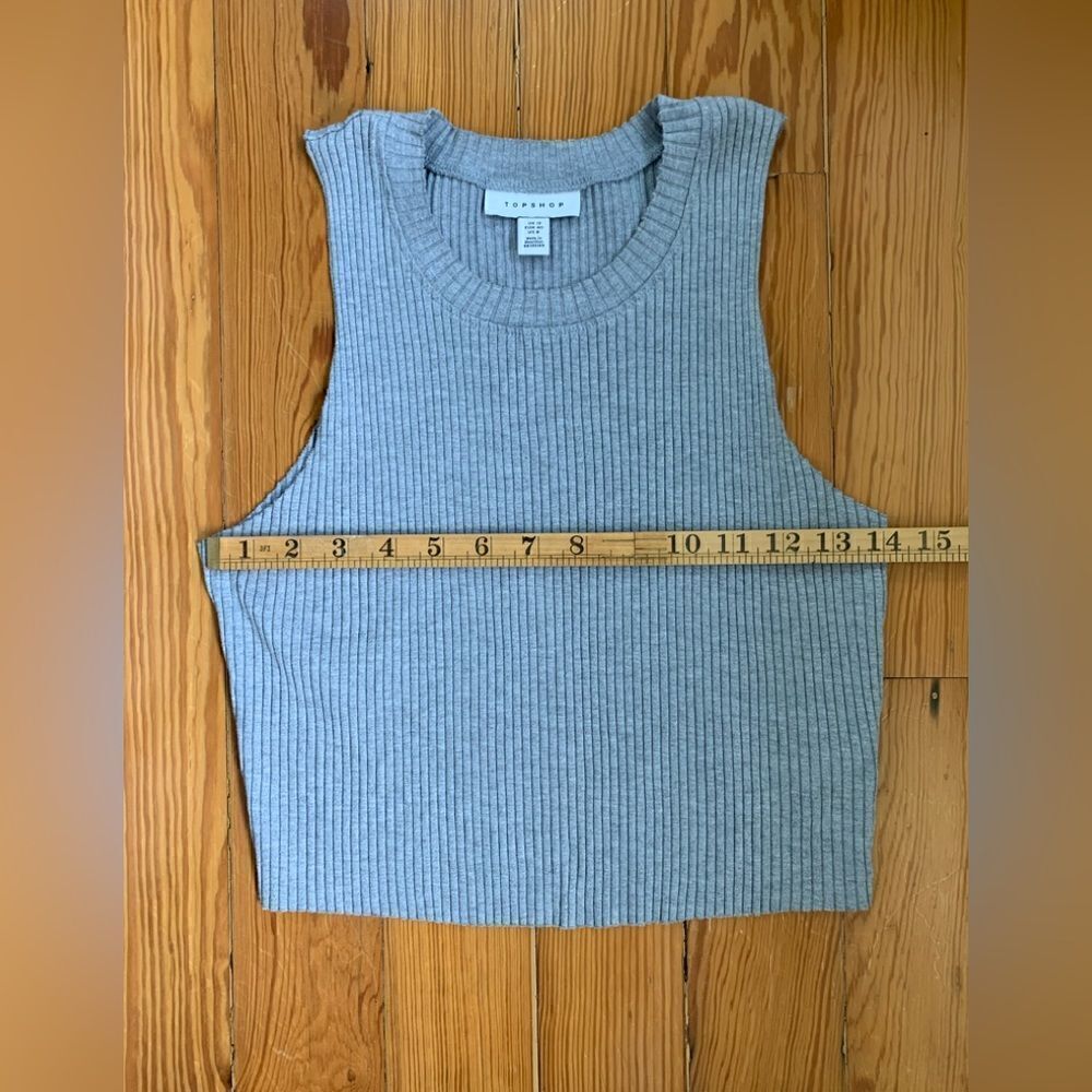 Bundle of Crop Tops - Picture 5 of 8